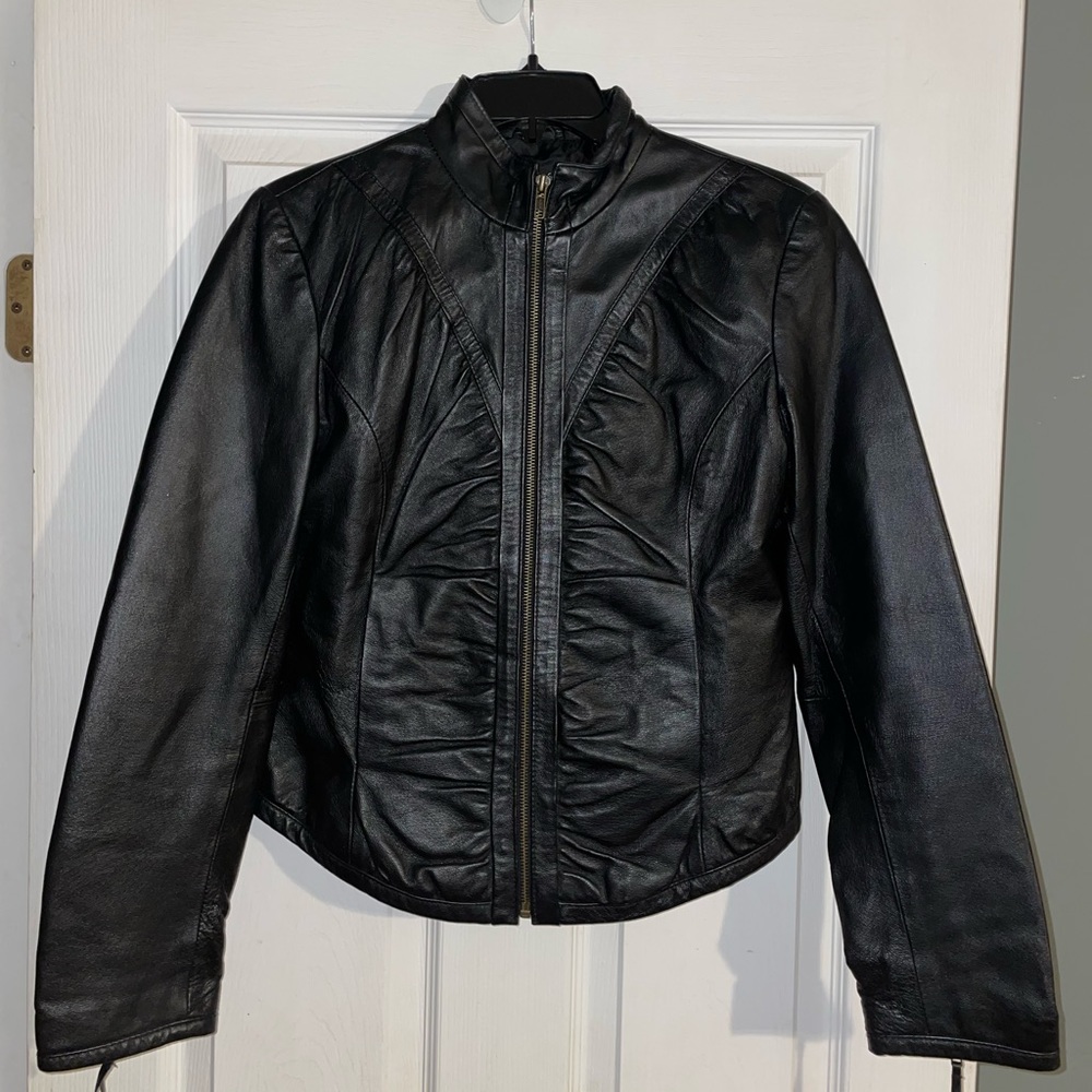 Venus Genuine leather Women’s Jacket Sz M